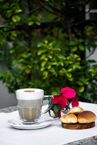 Hotel Elysee - image 4