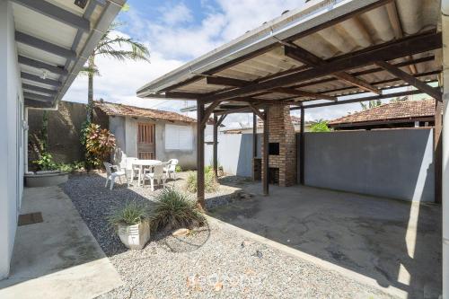 Casa 3Q c/churrasq. 100m da praia RPR056