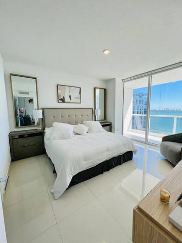 Soñada vista al agua 3/3 in Miami, USA