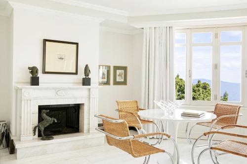 2 bedrooms, 3 beds