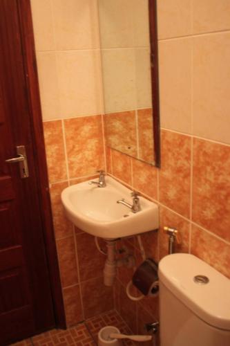Kupaonica, Lux Suites Milimani Executive Apartments in Nakuru