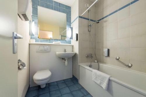 Sleeps 3