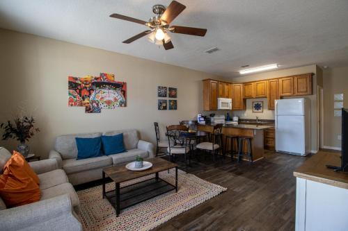 Century Oaks Townhome in Gulfport, Vereinigte Staaten von Amerika