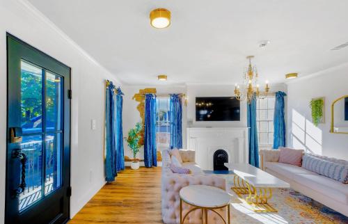 Old Spanish House- C, The Madeleine Suite in Biloxi, USA