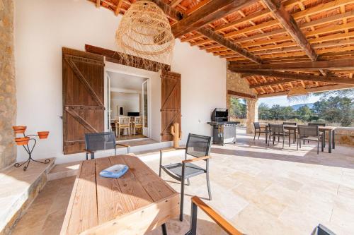 La Maison de Jean - Charmante maison avec stock tank gîte à louer Kierbon