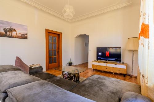 Wifi Netflix free parking Gruben Apartment