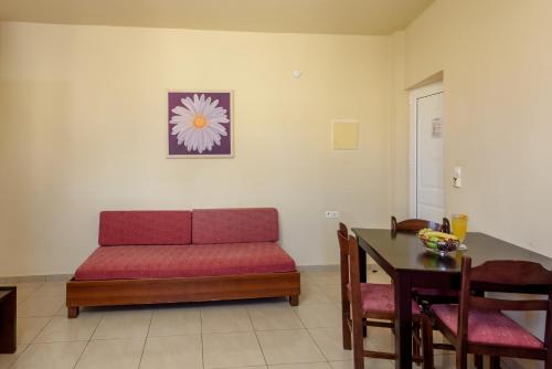 Theo Hotel - image 13