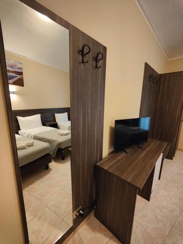 Triple Room image 4