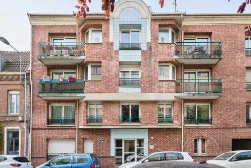 Apartment balconyparking space near train station in St Maurice - Pellevoisin