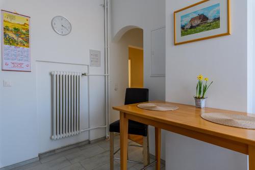 Wifi Netflix free parking Gruben Apartment