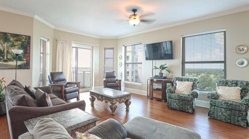 Legacy I 1306 Penthouse in Gulfport, USA
