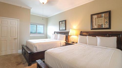 Legacy I 1306 Penthouse in Gulfport, USA