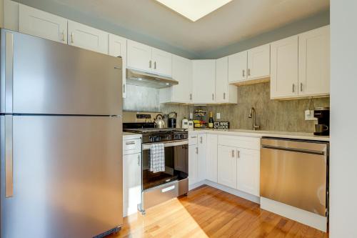 Niantic Duplex with Deck Less Than 1 Mi to Beach and Boardwalk, Niantic (zdjęcie 8)