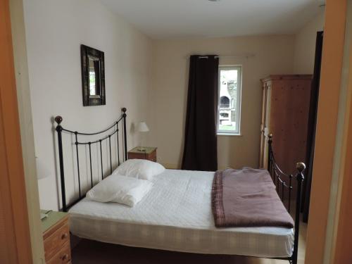 Le Chateau De Montmireil gîte à louer Le Mesnilbus