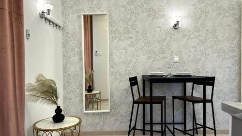 N24 Apartments by Small Home Budapest Room Type - Deluxe Queen Studio 
