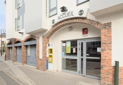 B&B HOTEL Dreux Centre - 출입구