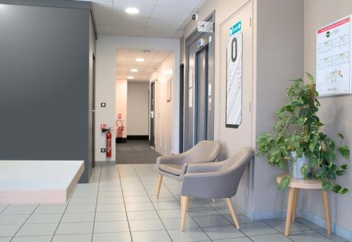 B&B Hôtel Dreux Centre - image 14