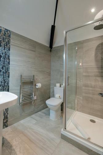 Temple Court Cavern Quarter Apartments Room Type - Two-Bedroom Apartment