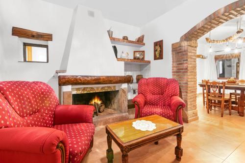 Luxe Mediterranean Masia BBQ Pool Chillout in 巴爾達爾巴