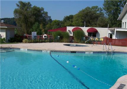 Byrncliff Golf Resort