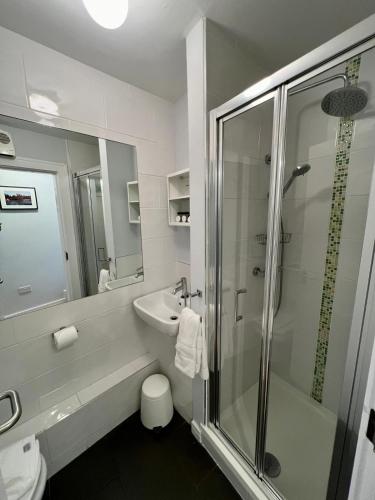 Temple Bar District Apartments, Dublin (photo 8)