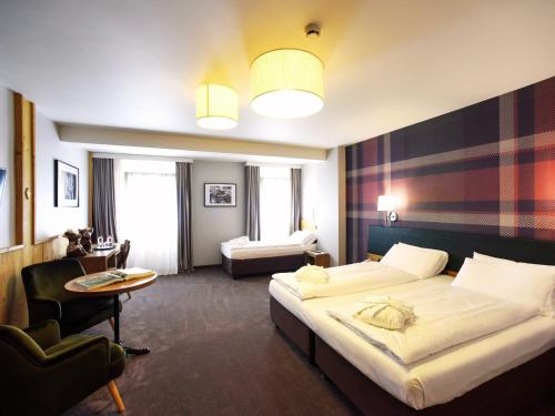 room detail thumbnail 0