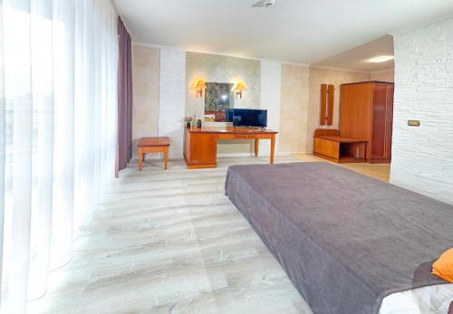 Hotel Yo - main image