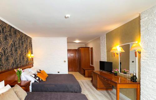 Hotel Yo - image 3