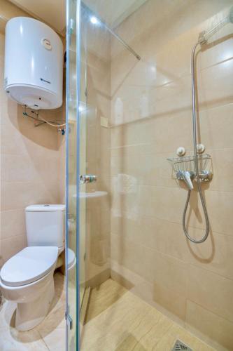 Luxurious KING Bed SUITE W/POOL. Well centered. Room Type - One-Bedroom Apartment Luxurious KING Bed SUITE W/POOL. Well centered. Room Type - One-Bedroom Apartment