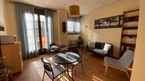 Hostal La Cigueña - image 10