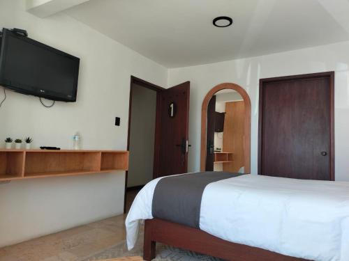 CHOLULA SUITES