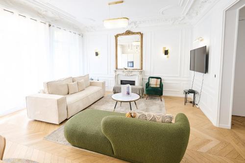Champs Elysées!Montaigne, New Luxurious 6pers flat - Location saisonnière - Paris