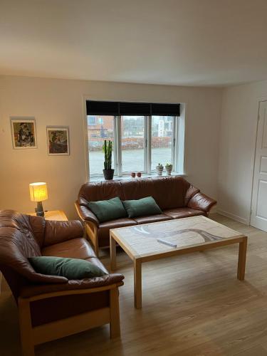 Casa Home of Bricks - Downtown Holidays in 比隆