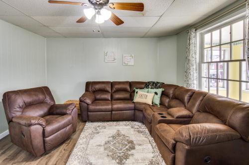 Family-Friendly Altoona Abode with Spacious Patio!