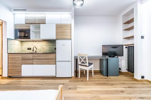 Modern Studio close to the Metro, Warszawa