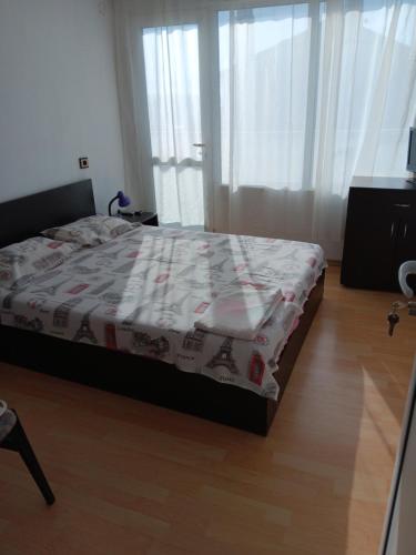 Apartment Friends - image 9