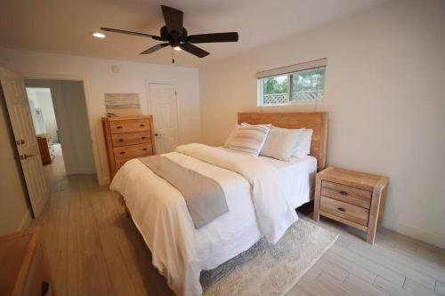Downtown Manhattan Beach Walk Street - Lower Unit of Duplex in Manhattan Beach, USA