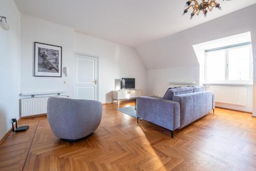 Old Town - Toompea Apartment, Tallinn (photo 8)