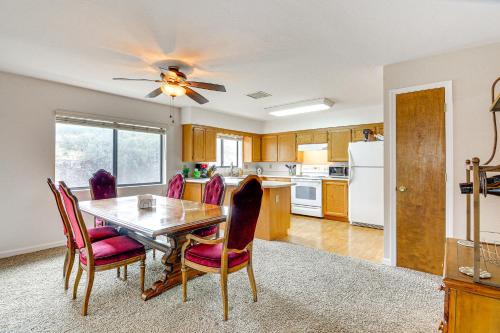 Prescott Condo with Balcony 3 Mi to Downtown!