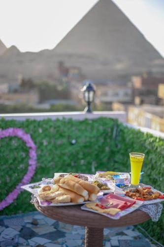 Aza pyramids view guest house - image 7