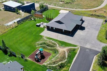 Teton Crest Lodge Sleeps 24 Ideal Reunion Spot Teton Crest Lodge Sleeps 24 Ideal Reunion Spot