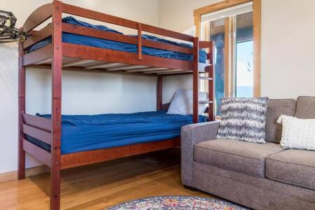 Teton Crest Lodge Sleeps 24 Ideal Reunion Spot Teton Crest Lodge Sleeps 24 Ideal Reunion Spot