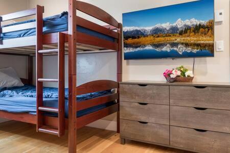 Teton Crest Lodge Sleeps 24 Ideal Reunion Spot Teton Crest Lodge Sleeps 24 Ideal Reunion Spot