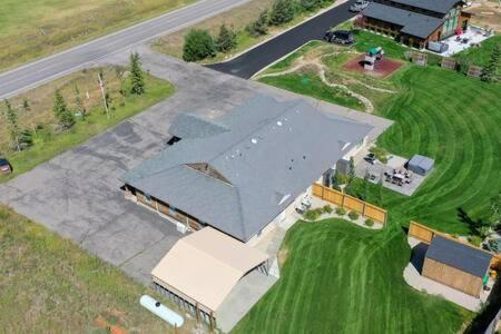 Teton Crest Lodge Sleeps 24 Ideal Reunion Spot Teton Crest Lodge Sleeps 24 Ideal Reunion Spot