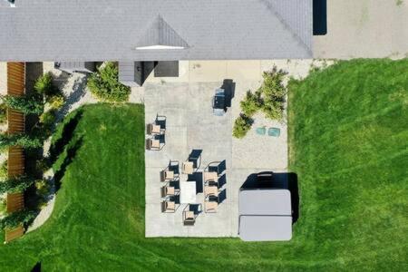 Teton Crest Lodge Sleeps 24 Ideal Reunion Spot Teton Crest Lodge Sleeps 24 Ideal Reunion Spot