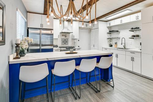 San Ysidro Vacation Rental about 5 Mi to Beach in San Ysidro, USA