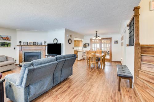 Hot Tub and Fenced Backyard Moorhead Home! in Moorhead, USA