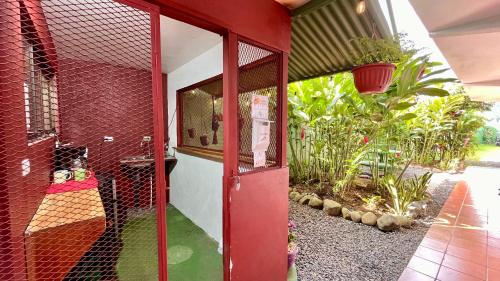 Hostal Nuevo Arenal downtown, private rooms with bathroom