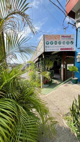 Hostal Nuevo Arenal downtown, private rooms with bathroom