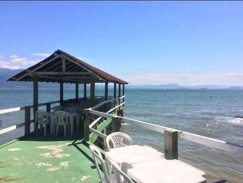 Casa Alto Padrao Frente A Praia in Ribeirao da Ilha